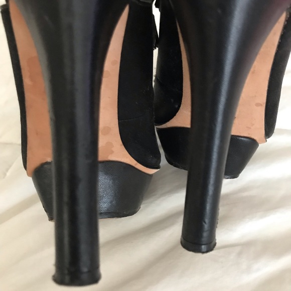 Bebe Black Ladies Heels - Picture 4 of 4